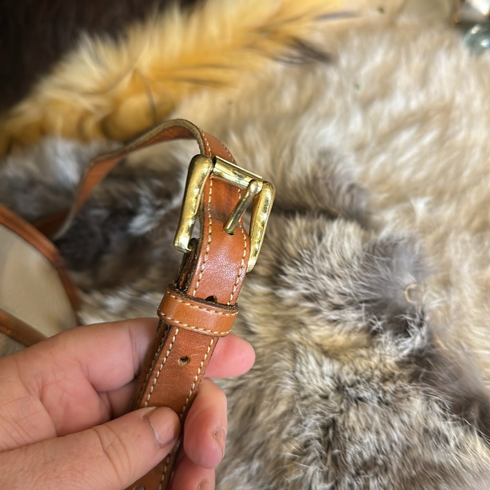 Dooney & Bourke Cream and Brown Leather Trim Crossbody Bag - Picture 4 of 7